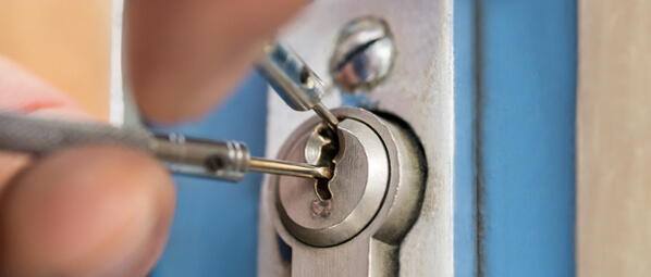 locksmith open lock